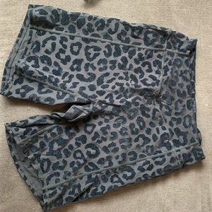 Balance Athletica - the ride short lux size L
